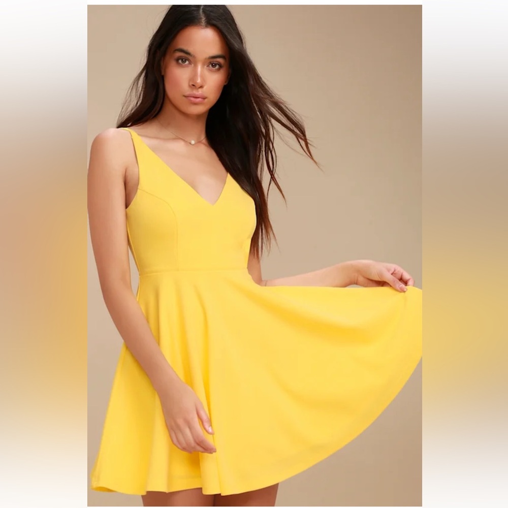 Lulus yellow dress size M